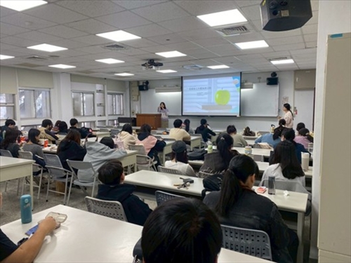 講者介紹圖書館公共關係與活動整體脈絡