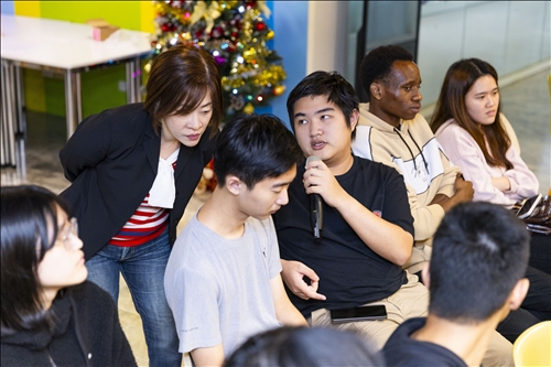 境外學生提問時間