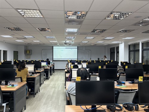 (207)iClass學習平台「同儕互評與討論區自動評分應用」工作坊 (1141-2)