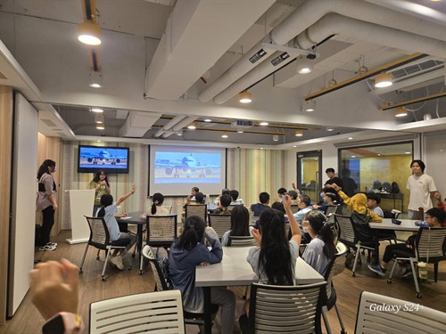 飛航原理講解，學生熱情回應