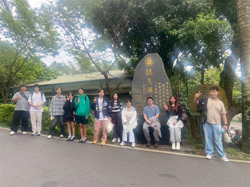 賞櫻春遊健行活動團拍