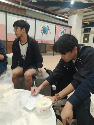 學生們正在尋求有關電腦視覺相關項目的建議。