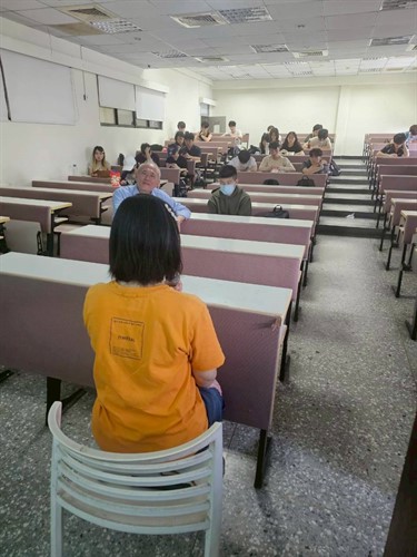講師與同學們互動回饋