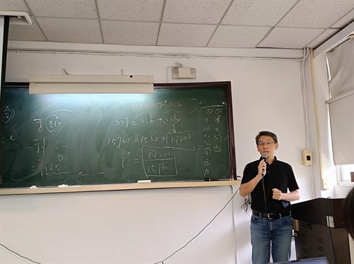 講師介紹一人管理博物館經驗