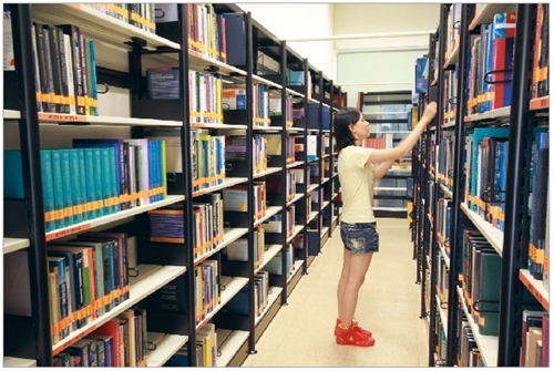 挖寶聖地--蘭陽校園祕笈-圖書館