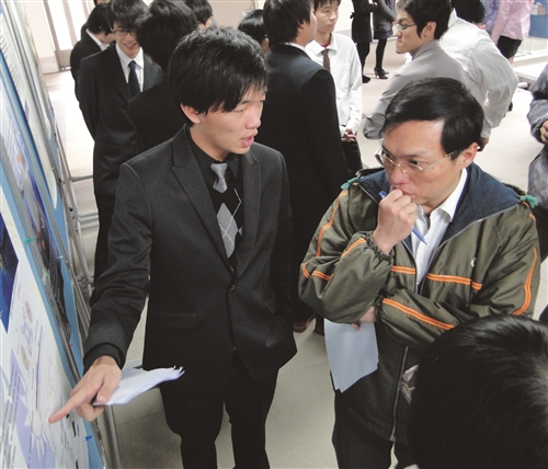 蘭陽校園5日專題海報展