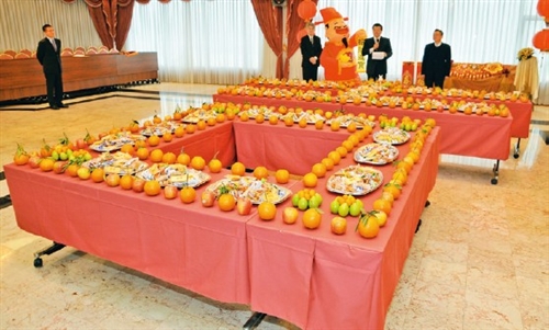 吉字招福喜氣到 新春團拜兔年新氣象