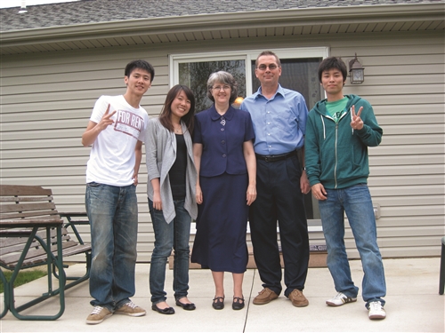 面對留學的困境 培養獨立思想與人格