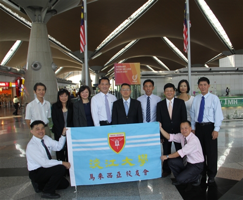 馬來西亞校友會15週年慶  國副率團祝賀