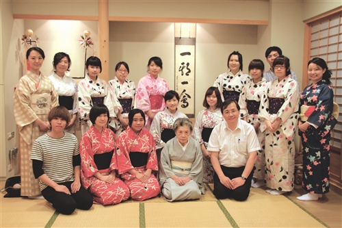 日本裏千家茶道 關宗貴  來校指導