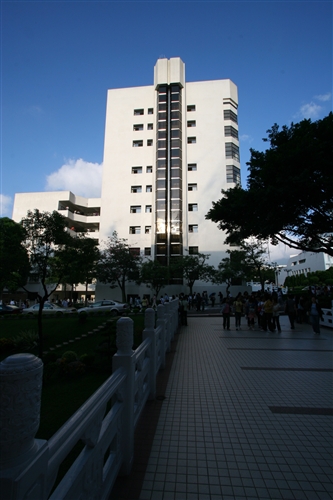 商管大樓外觀-04