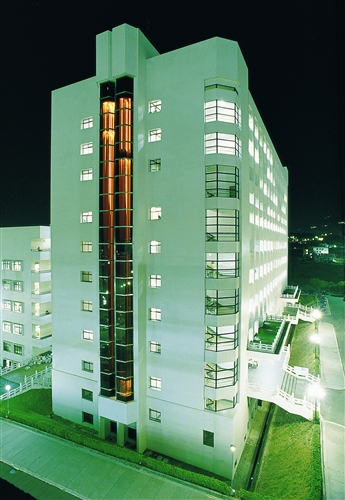 商管大樓外觀-06