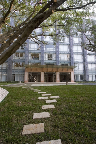 外國語文大樓外觀-13