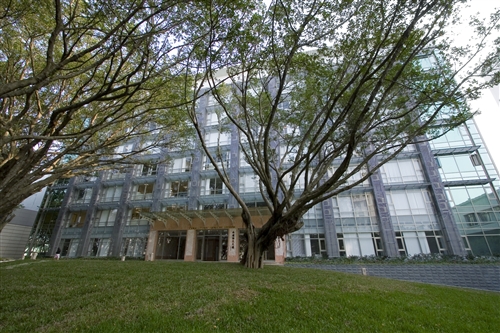 外國語文大樓外觀-14