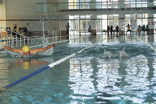 紹謨紀念游泳館內景-03