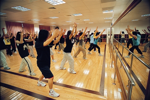 紹謨紀念游泳館內景-05