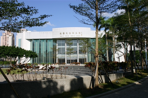 紹謨紀念游泳館外觀-04