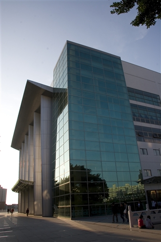 紹謨紀念體育館外觀-06