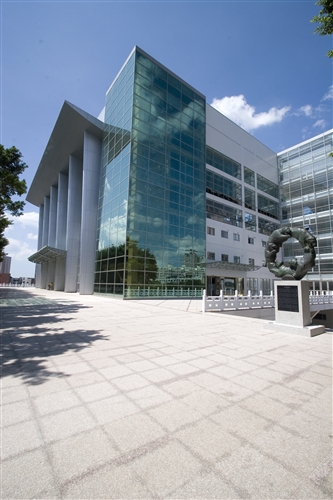 紹謨紀念體育館外觀-21