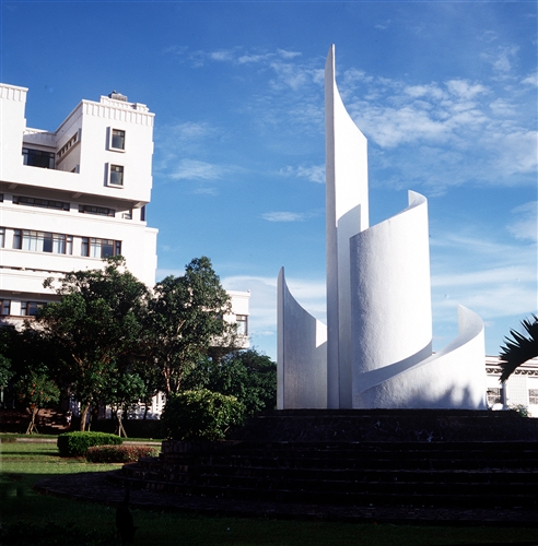 蛋捲書卷廣場-01