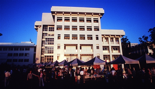 鍾靈化學館外觀-06