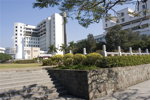 驚聲紀念大樓外觀-02