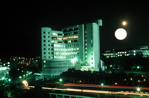 驚聲紀念大樓外觀-13